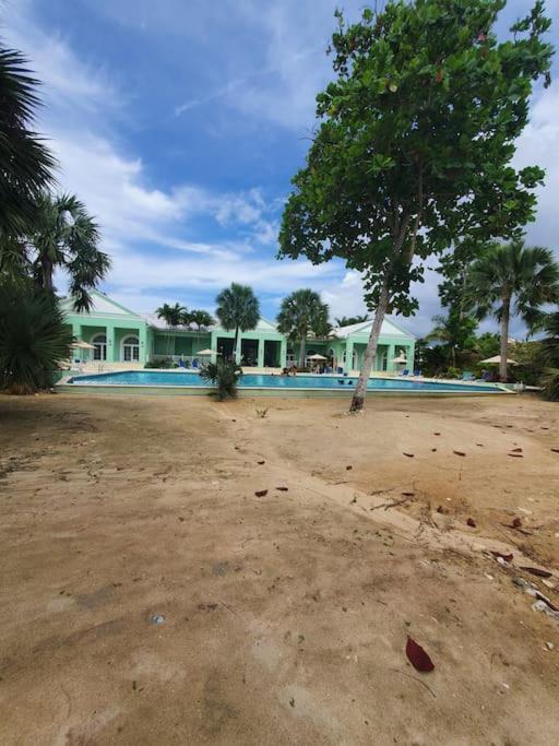 Townhouse By The Bay, Little Bay Country Club ,Negril Βίλα Orange Bay Εξωτερικό φωτογραφία