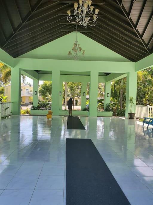 Townhouse By The Bay, Little Bay Country Club ,Negril Βίλα Orange Bay Εξωτερικό φωτογραφία